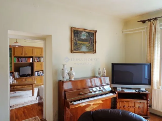 Eladó ház Vác 187 nm