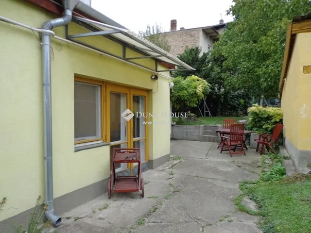 Eladó ház Vác 187 nm