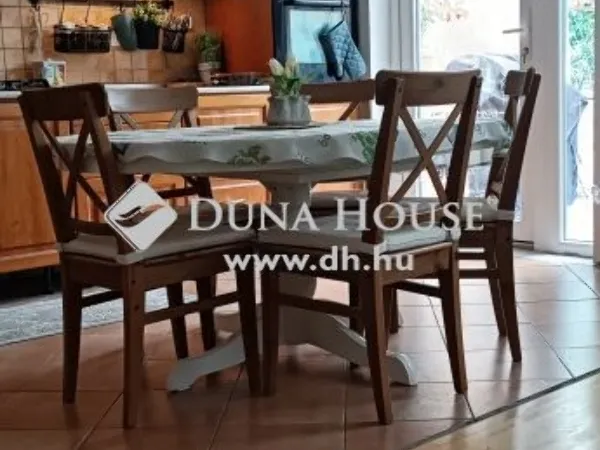 Eladó ház Zebegény 175 nm