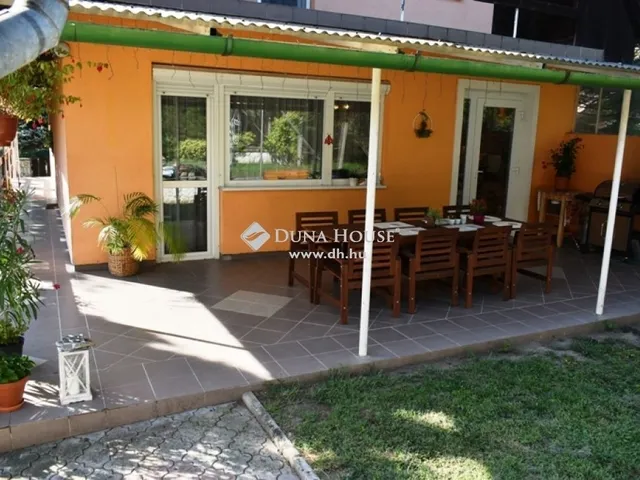 Eladó ház Zebegény 175 nm
