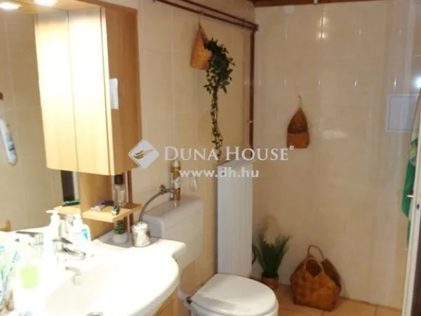 Eladó ház Zebegény 175 nm