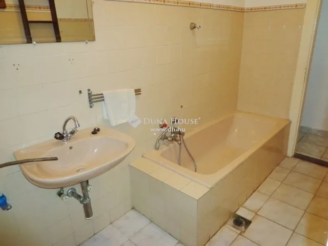 Eladó ház Budapest XVIII. kerület, Szent Imre kertváros 153 nm