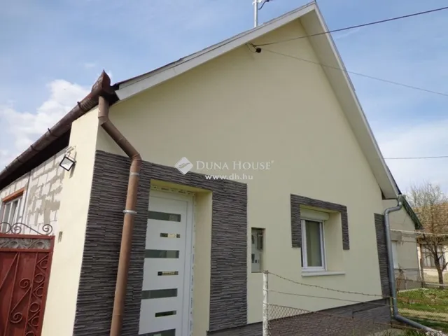 Eladó ház Patak 80 nm