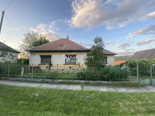 Eladó ház Felsőpetény 200 nm