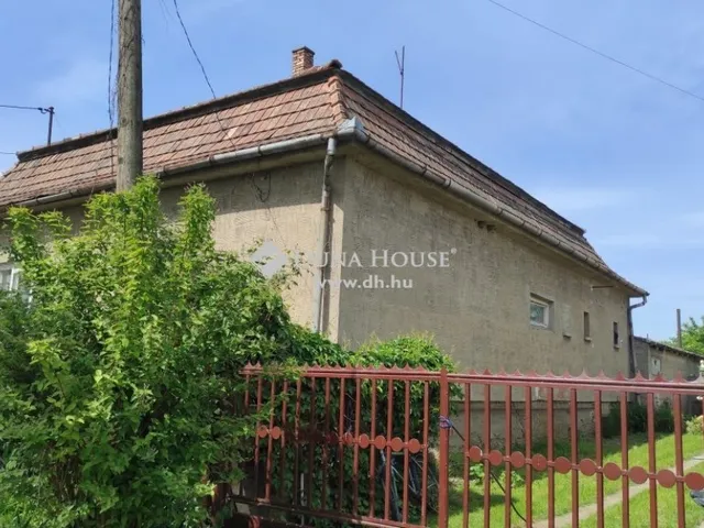 Eladó ház Patak 160 nm