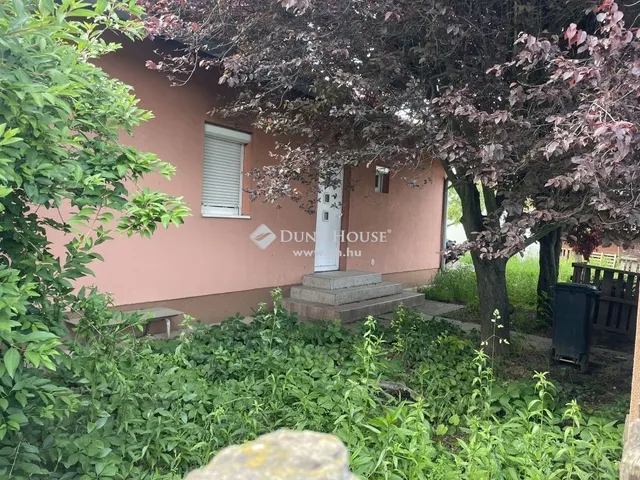 Eladó ház Vác 109 nm