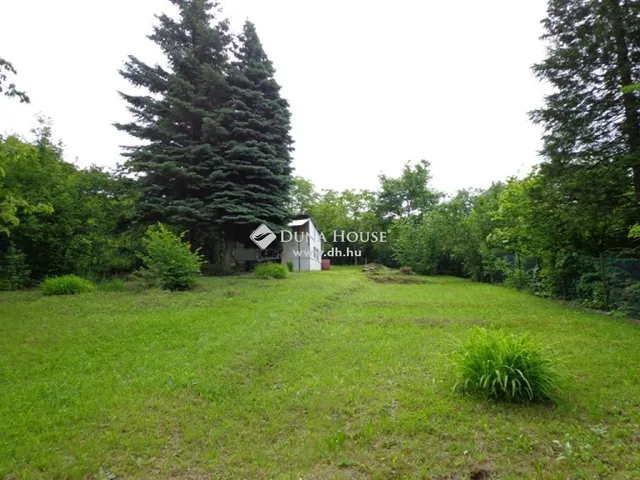 Eladó telek Verőce 879 nm