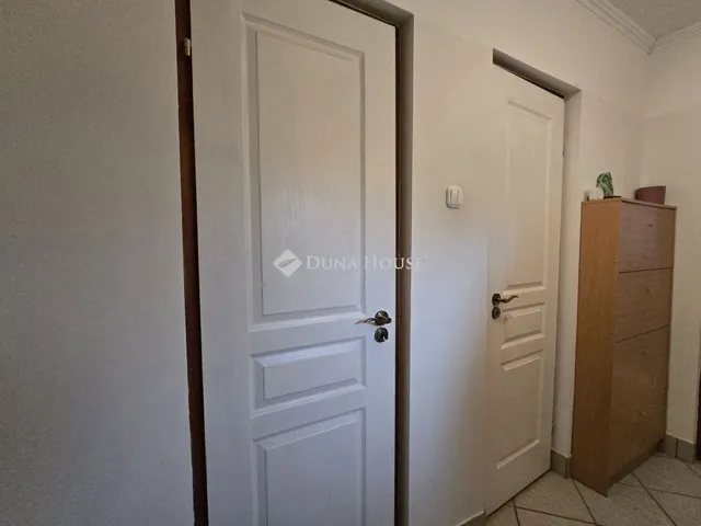 Eladó lakás Vác 65 nm