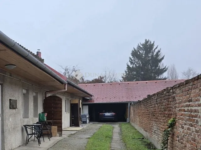Eladó lakás Vác 65 nm