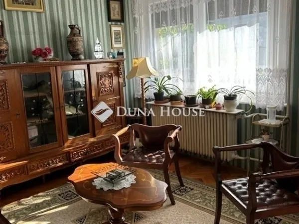 Eladó ház Vác 142 nm