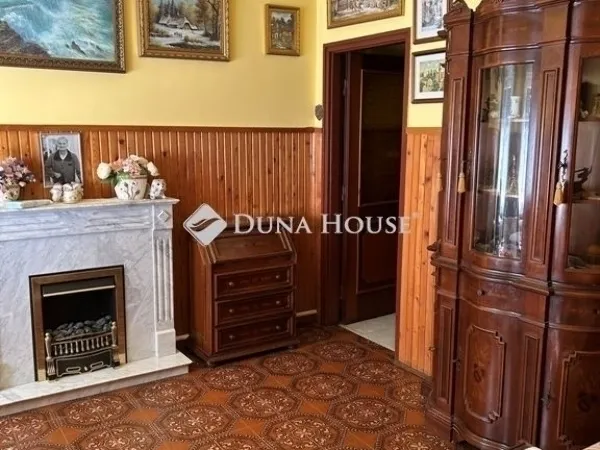 Eladó ház Vác 142 nm