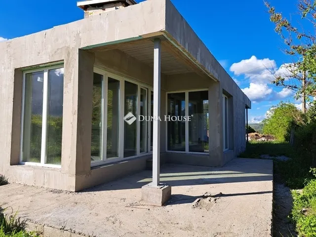 Eladó ház Vác 151 nm