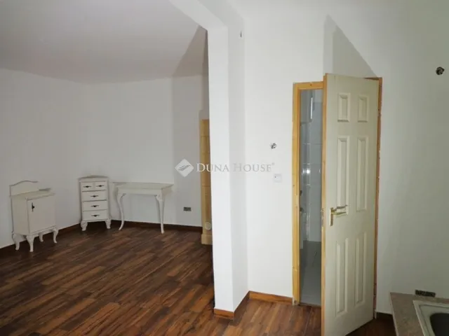 Eladó ház Nagymaros 35 nm