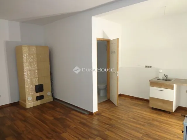 Eladó ház Nagymaros 35 nm