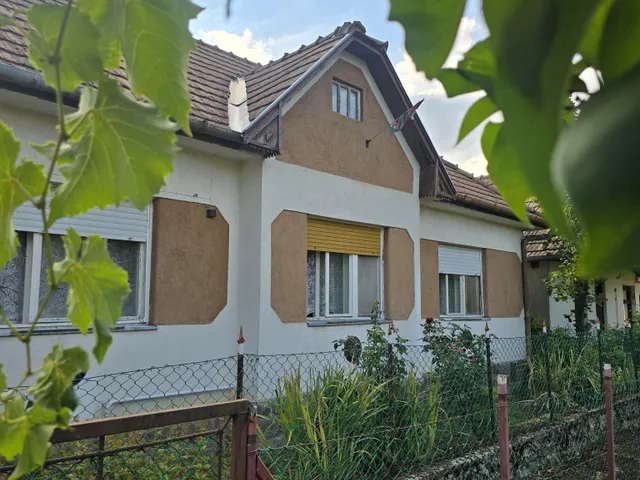 Eladó ház Perőcsény 100 nm