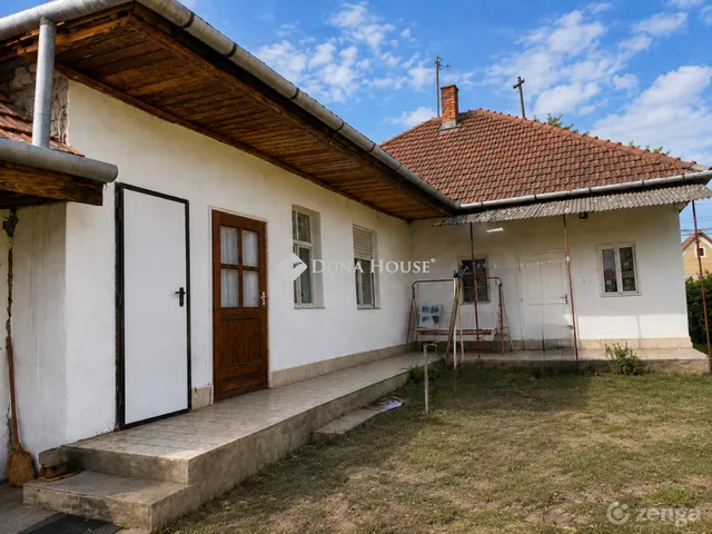 Eladó ház Sződ 100 nm