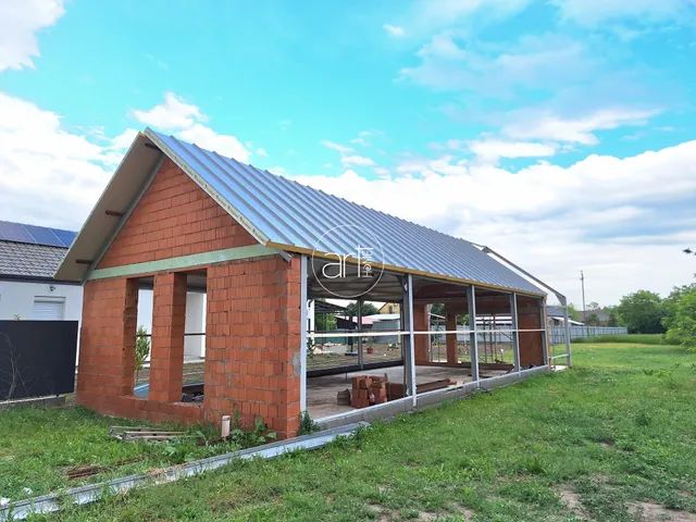 Eladó ház Hódmezővásárhely, Új-Kishomok 100 nm