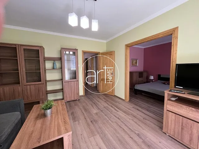 Kiadó lakás Szeged, Belváros, Dózsa utca 67 nm