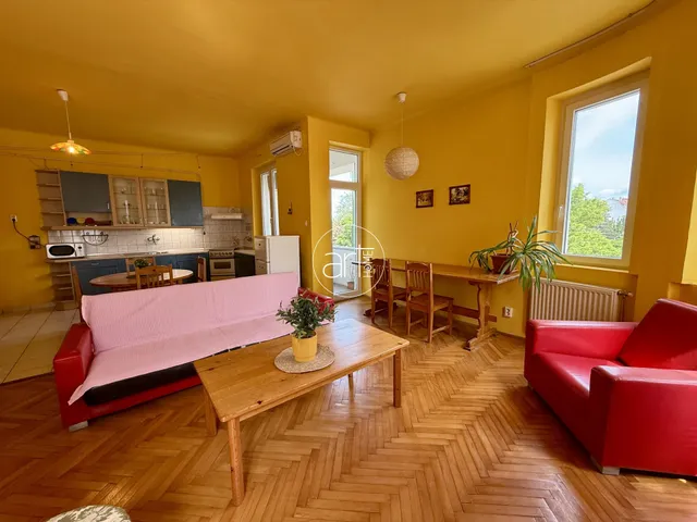 Eladó lakás Szeged, Belváros 74 nm