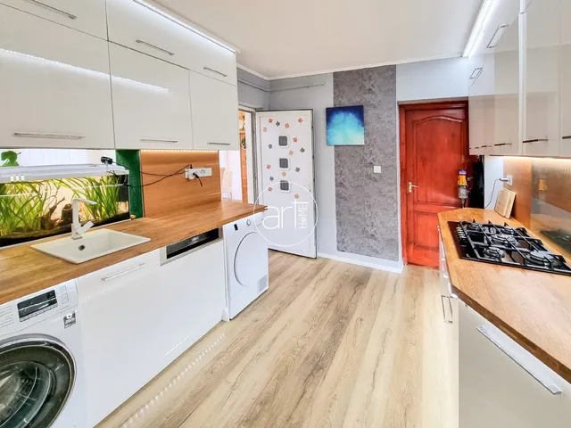 Eladó ház Hódmezővásárhely, Kertváros 120 nm