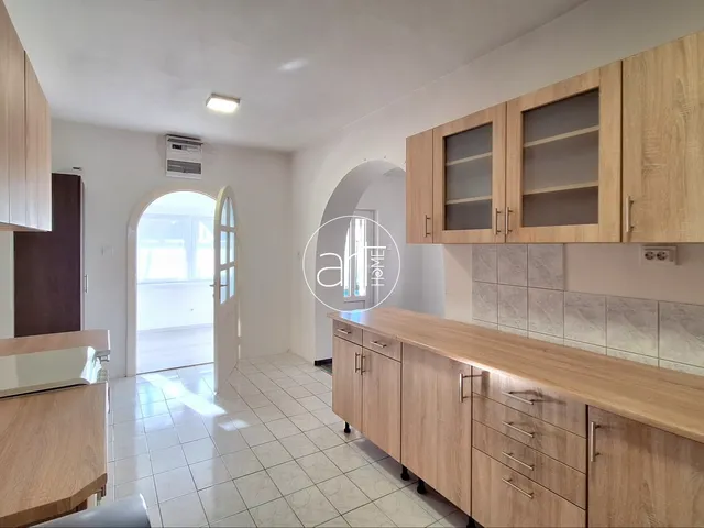 Eladó ház Hódmezővásárhely 80 nm