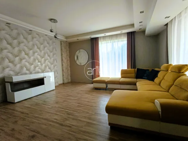 Eladó ház Szeged, Újszeged 167 nm