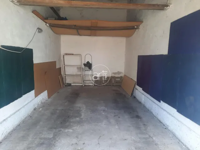 Kiadó garázs Szeged, Belváros, Füredi utca 15 nm
