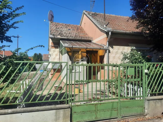 Eladó ház Szeged, Kecskés István-telep, Kandó Kálmán utca 90 nm