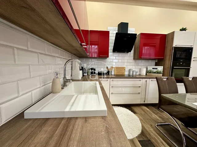 Kiadó lakás Szeged, Belváros, Deák Ferenc utca 38 nm