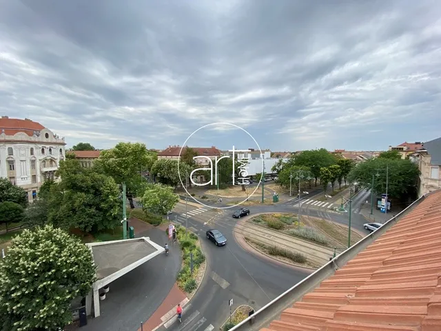 Kiadó lakás Szeged, Belváros, Dugonics tér 95 nm