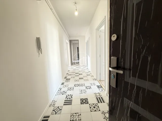 Kiadó lakás Szeged, Belváros, Dugonics tér 95 nm