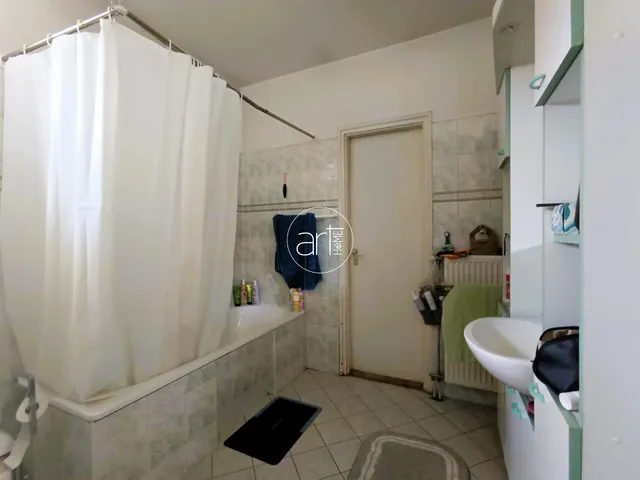 Eladó kereskedelmi és ipari ingatlan Szeged, Újszeged, Szőregi út 300 nm