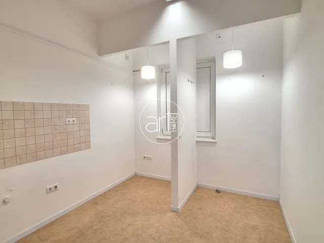 Kiadó kereskedelmi és ipari ingatlan Hódmezővásárhely 47 nm