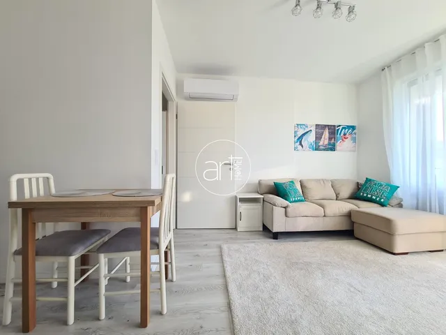 Kiadó lakás Szeged, Móraváros, Móra utca 30 nm