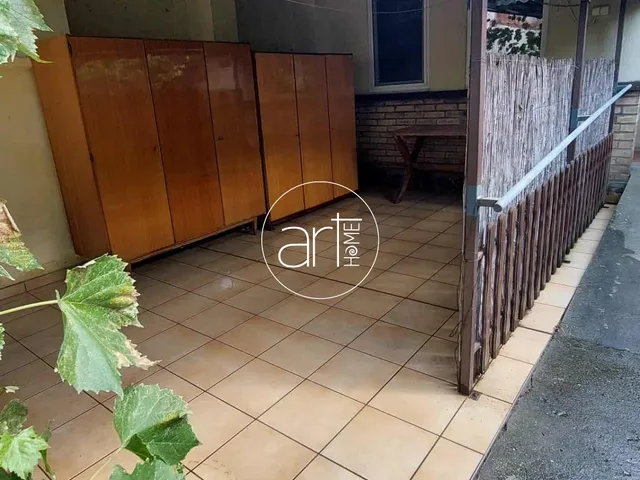 Eladó ház Szeged, Kecskés István-telep, Zocskár udvar 66 nm