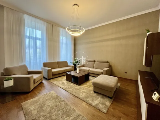 Kiadó lakás Szeged, Belváros, Tisza Lajos körút 62 nm