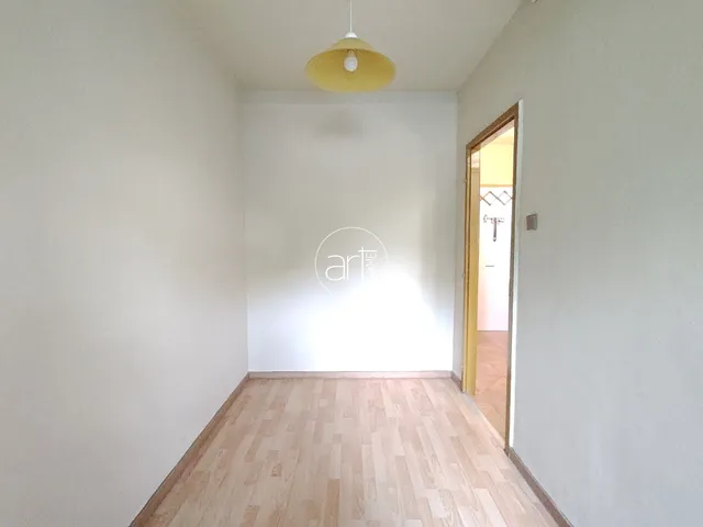 Kiadó lakás Szeged, Becsei utca 37 nm