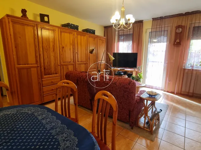 Eladó lakás Szeged, Rókus 54 nm