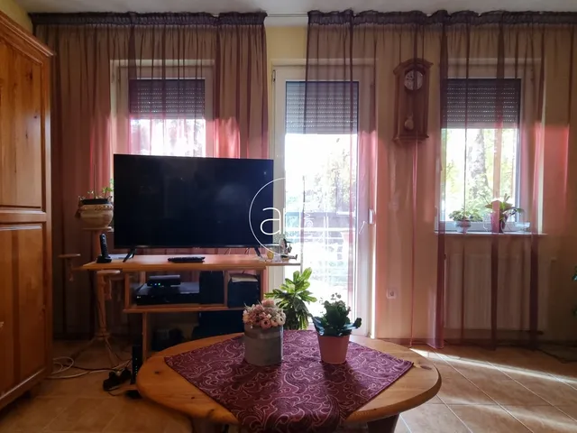 Eladó lakás Szeged, Rókus 54 nm