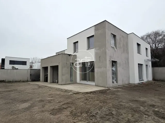 Eladó ház Szeged, Baktó 180 nm