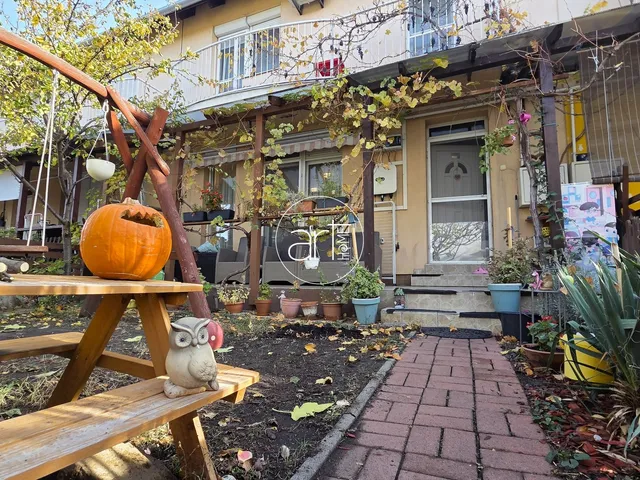 Eladó lakás Szeged, Petőfitelep 95 nm