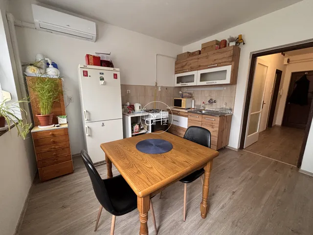 Eladó lakás Szeged, Felsőváros, Hajós utca 64 nm