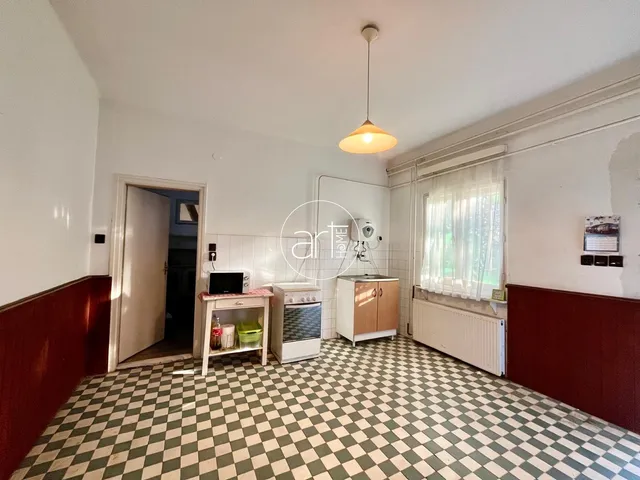 Eladó ház Szeged, Szőreg 110 nm