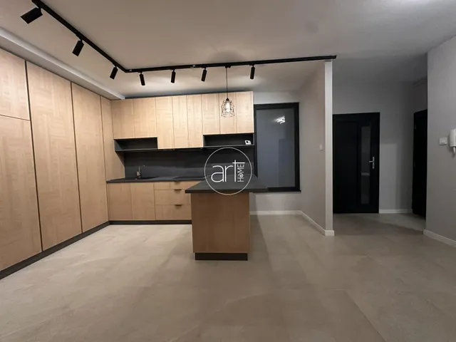 Eladó lakás Szeged, Belváros 77 nm