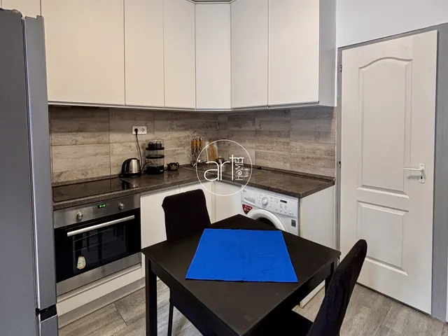 Eladó lakás Szeged, Belváros 24 nm