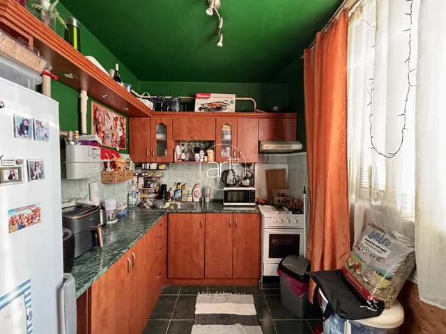 Eladó lakás Szeged, Tarján, Zöldfa utca 48 nm