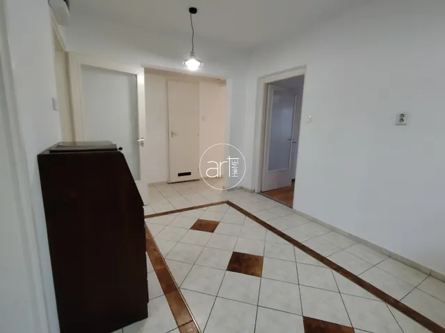 Kiadó lakás Szeged, Rókus, Kossuth Lajos sugárút 70 nm