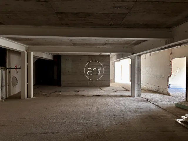 Kiadó kereskedelmi és ipari ingatlan Szeged, Belváros, Dugonics tér 360 nm