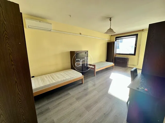 Kiadó lakás Szeged, Belváros, Berlini körút 61 nm