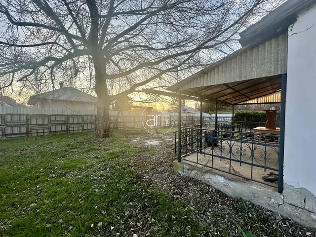 Eladó üdülő és hétvégi ház Szeged, Kiskundorozsma 37 nm